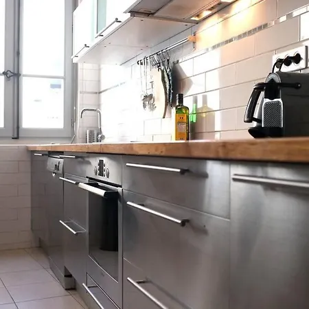 Apartment Centre Clim 2 Chbres 6pers 200m Palais Des Papes *